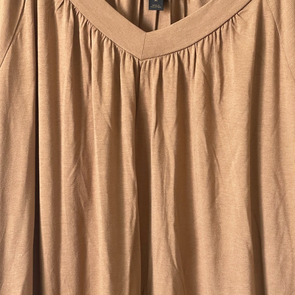 JM Collection Top XL - Picture 2 of 12